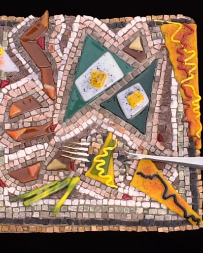 Fine-art mosaic plate by Lynn Bridge